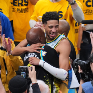 Tyrese Haliburton and Dad